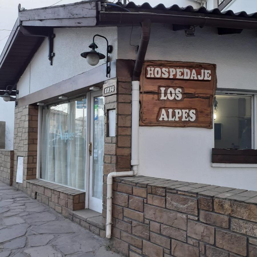 Hospedaje Los Alpes Сан-Карлос-де-Барилоче Экстерьер фото